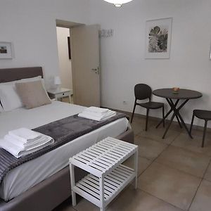 Efebo Rooms